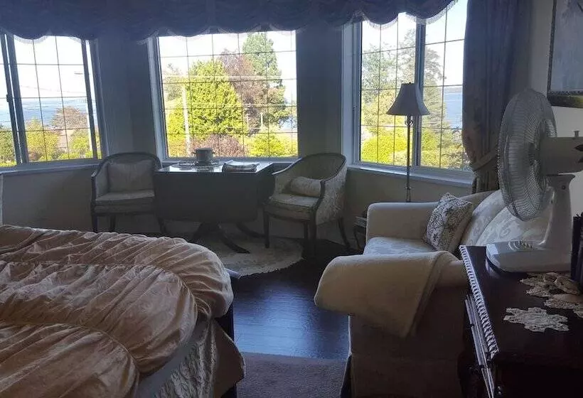 ベッドアンドブレックファースト By The Sea Bnb Sidney Bc