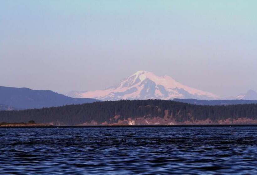 Bed and Breakfast By The Sea Bnb Sidney Bc