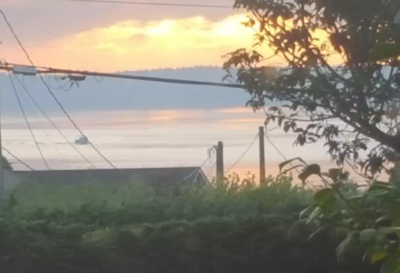 ベッドアンドブレックファースト By The Sea Bnb Sidney Bc