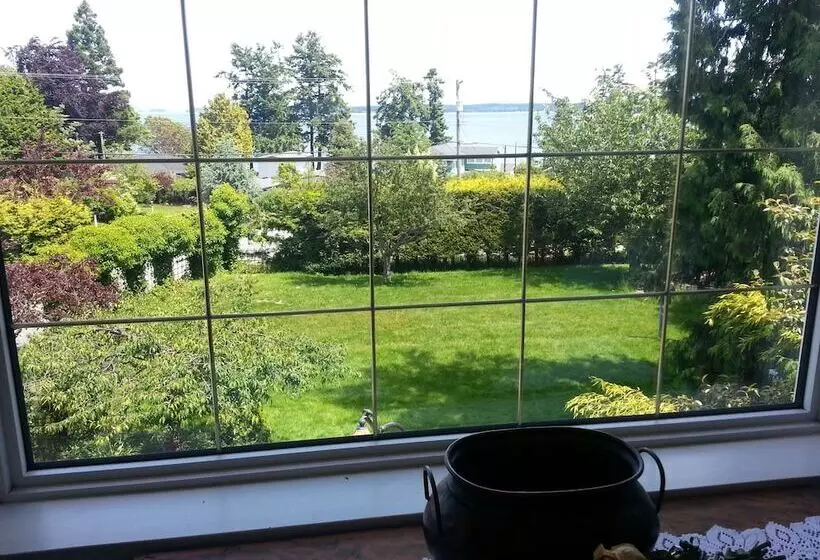 ベッドアンドブレックファースト By The Sea Bnb Sidney Bc