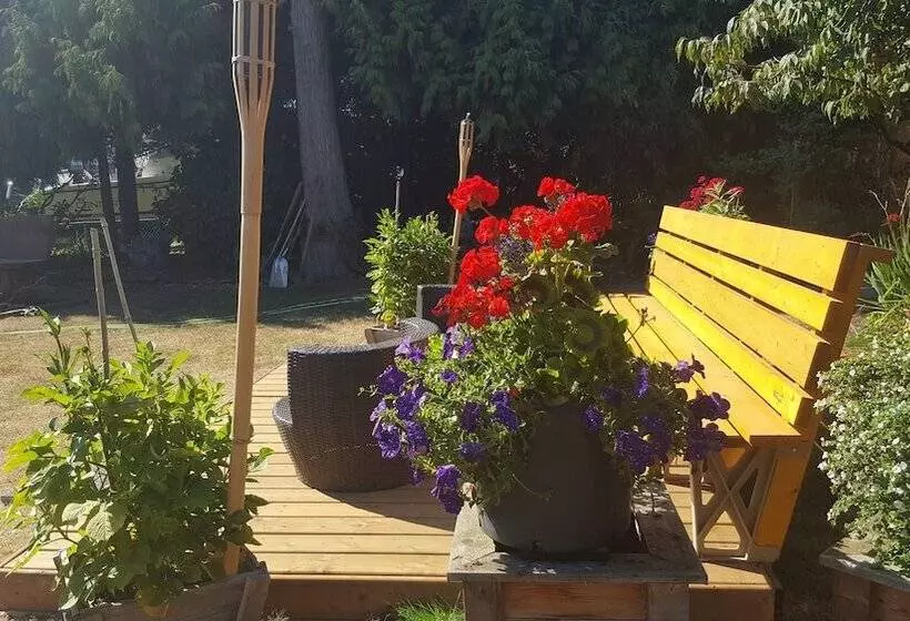 ベッドアンドブレックファースト By The Sea Bnb Sidney Bc