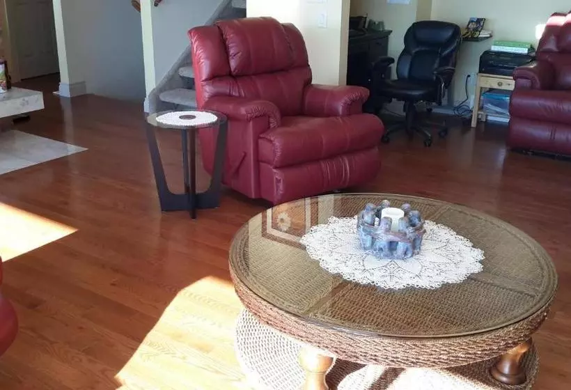 ベッドアンドブレックファースト Casa Loma Bnb