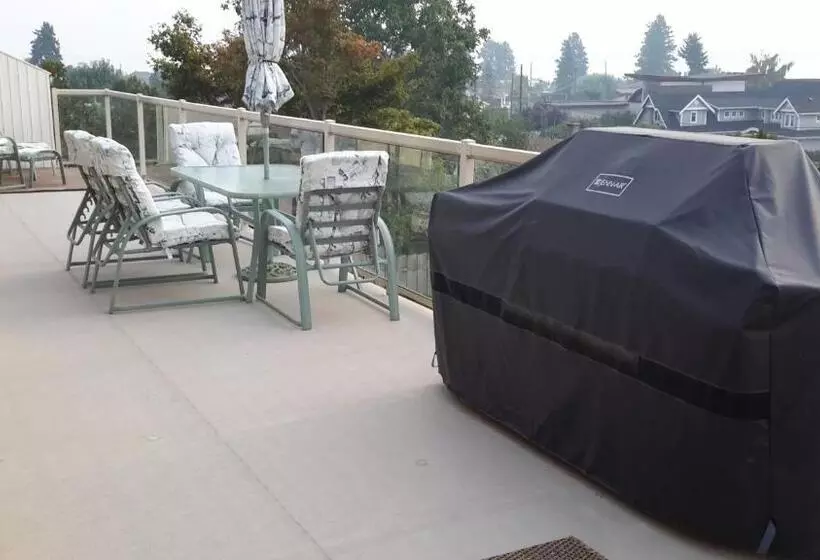 ベッドアンドブレックファースト Casa Loma Bnb