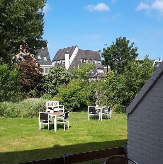 هتل Appartementen De Zwaluw