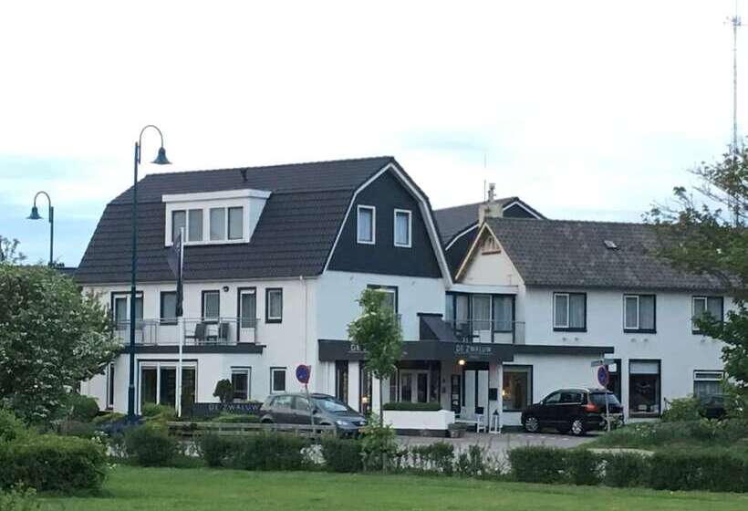 هتل Appartementen De Zwaluw