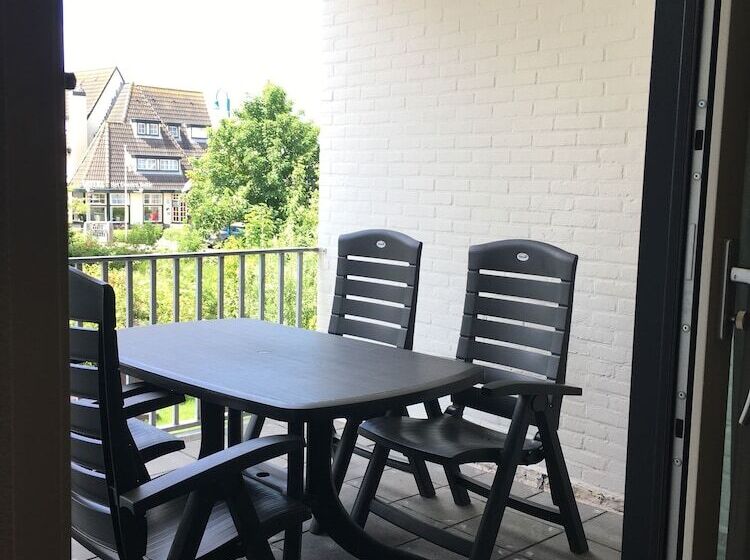 هتل Appartementen De Zwaluw