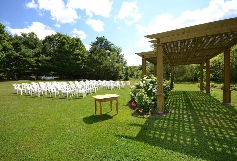 Briarwood Bed & Breakfast