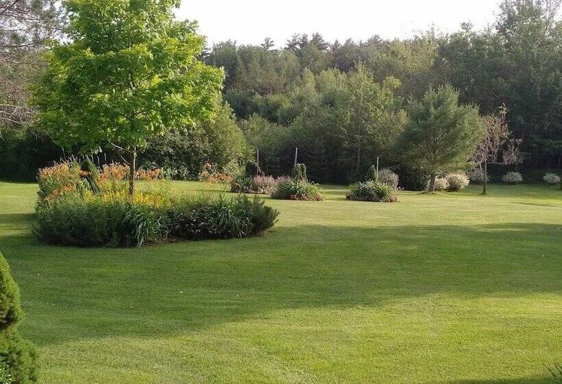 Briarwood Bed & Breakfast