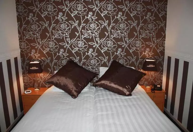ホテル Auberge Graaf Hendrik