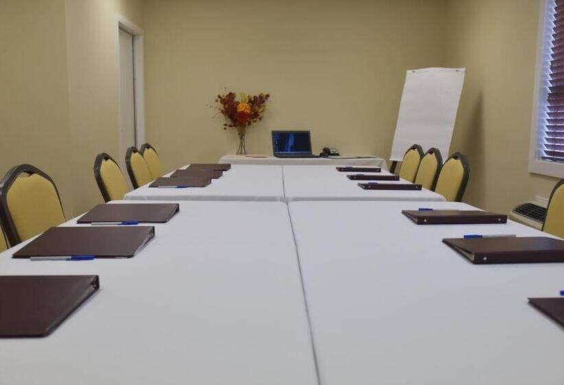 בית מלון כפרי Days Inn By Wyndham Lamont