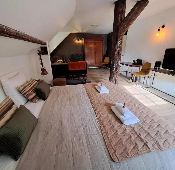 Hotelli Herberg De Loohoeve