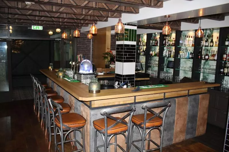 ホテル Restaurant De Jonge Heertjes