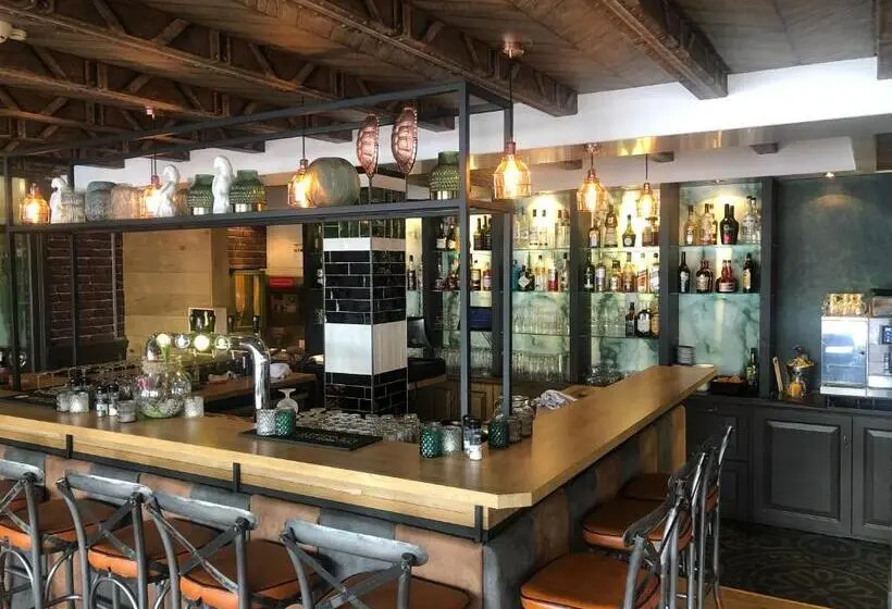 Hotel Restaurant De Jonge Heertjes