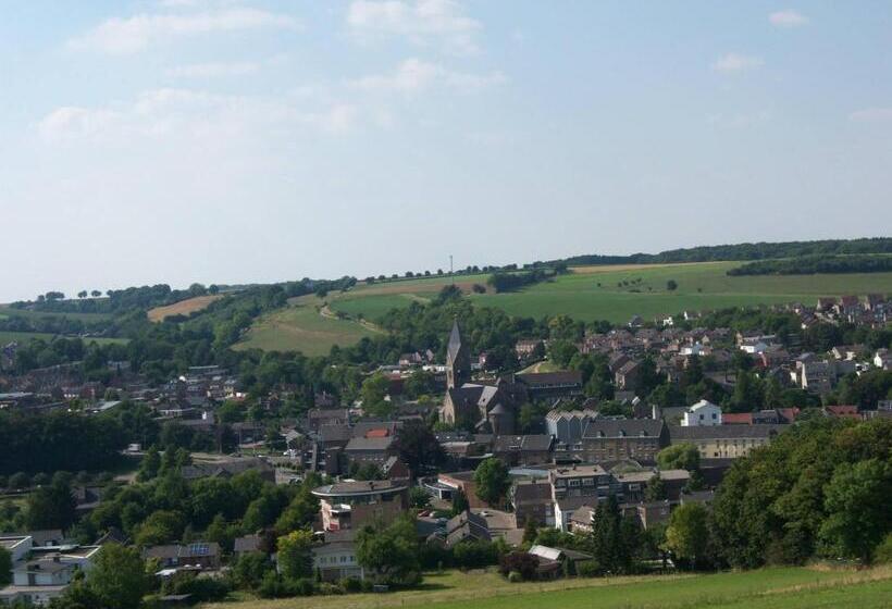 ホテル Restaurant Les Jumeaux