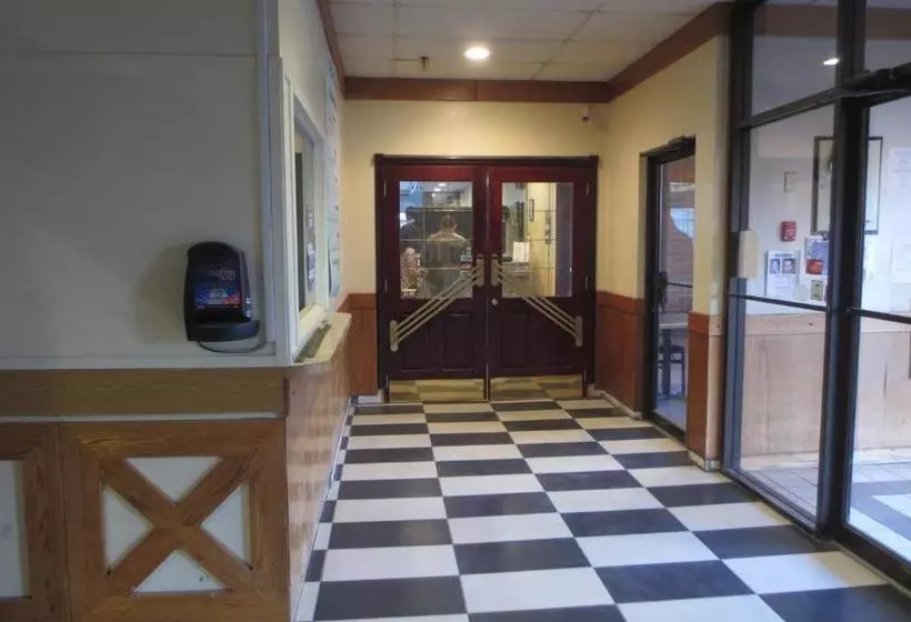 Hotelli Vanderhoof Inn