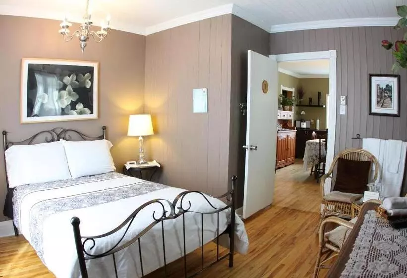 La Grange Aux Hiboux Gîte Et Restaurant B&b
