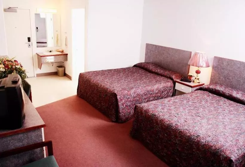 Motelli Country Club Inn