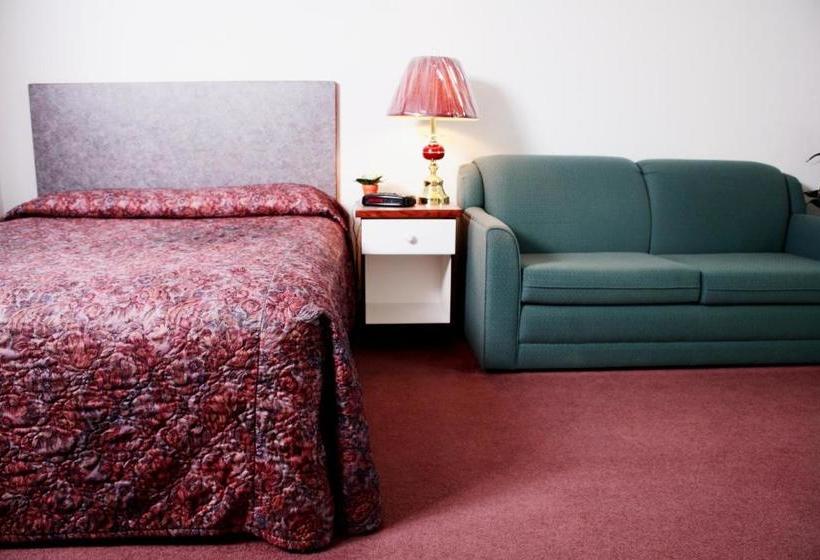 モーテル Country Club Inn