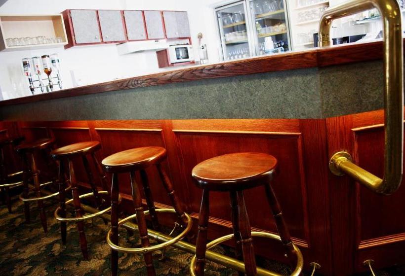 モーテル Country Club Inn