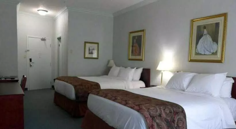 مُتل The Bridgeport Inn