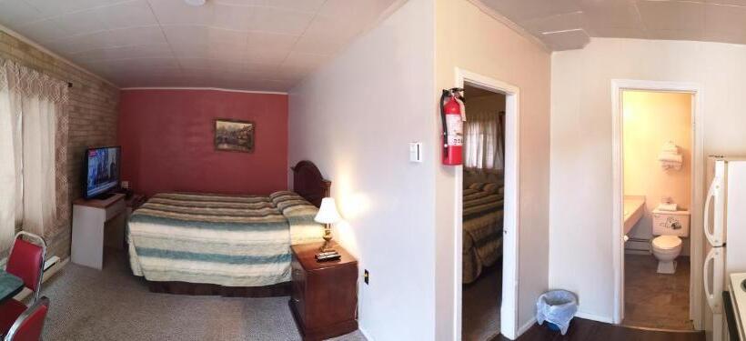 Ranchland Villa Motel