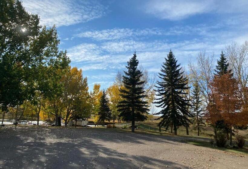 Rolling Hills Country Resort Bed And Breakfast