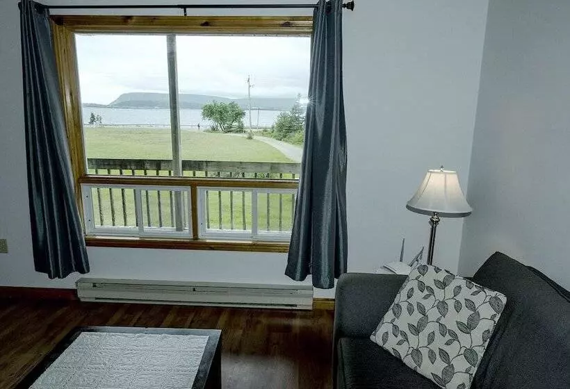 Sea Breeze Motel
