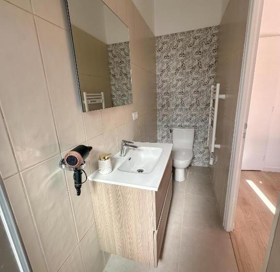 تختخواب و صبحانه Face Cité   Chambres D Hôtes   Parking & Garage Gratuit   Wi Fi Gratuit