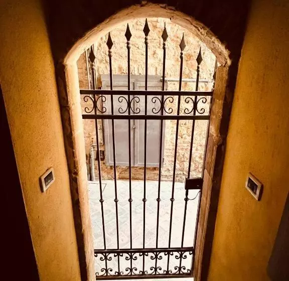 ベッドアンドブレックファースト Montepulciano For You