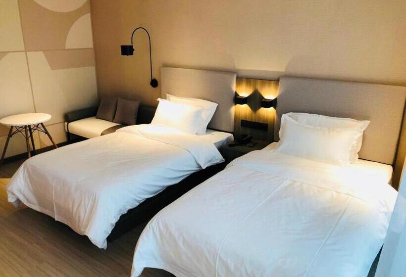 Hanting Hotel Dezhou Yucheng Administrative Street