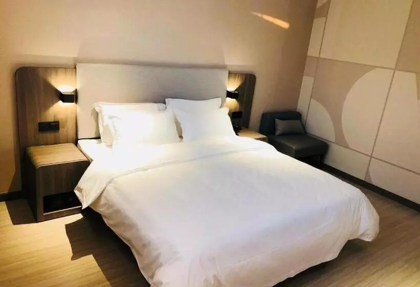 Hanting Hotel Dezhou Yucheng Administrative Street