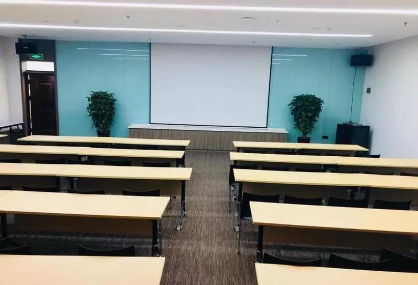 Hanting Hotel Dezhou Yucheng Administrative Street