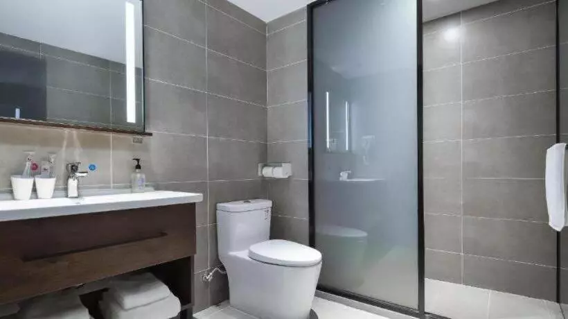 Hanting Hotel Nanjing Pukou University Of Information Technology Metro Station