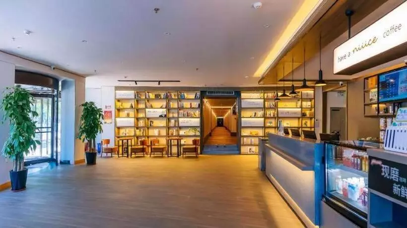 Hanting Hotel Taiyuan South Railway Station