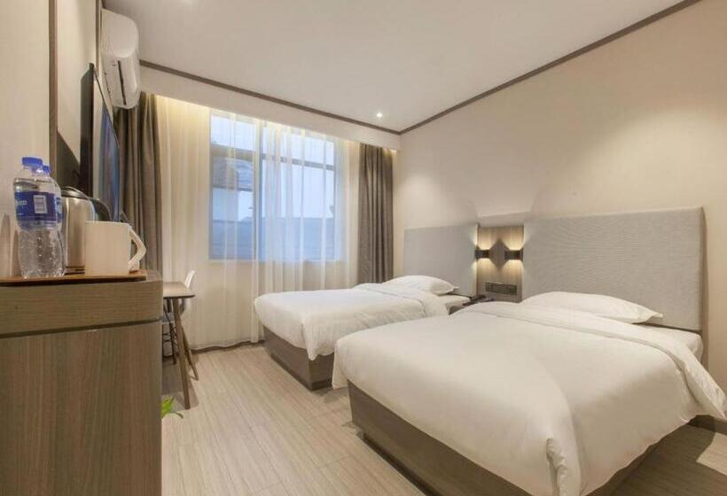 Hanting Hotel Zhijiang Yanjiang Avenue
