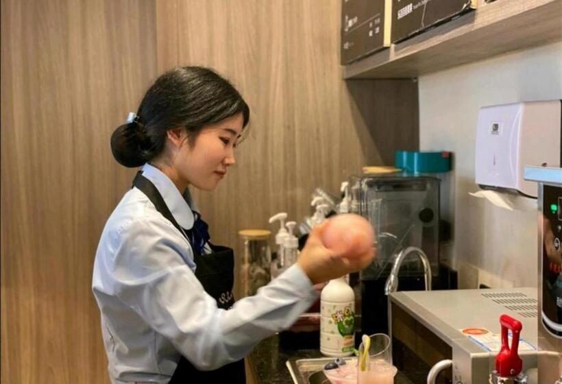 Hanting Hotel Zhongwei Gulou Dong Street