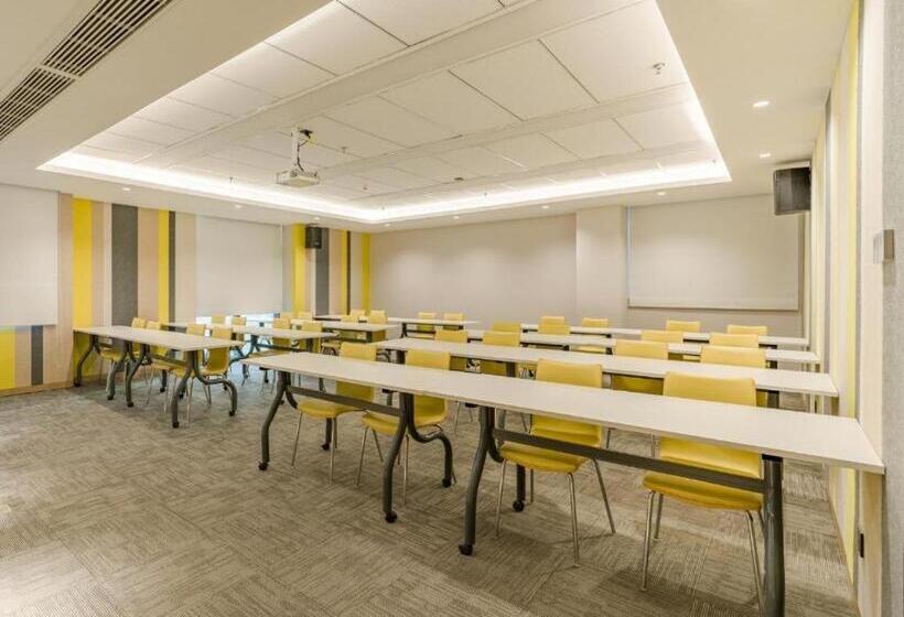 Hanting Premium Hotel Hefei Feidong Yuzhou Central Plaza