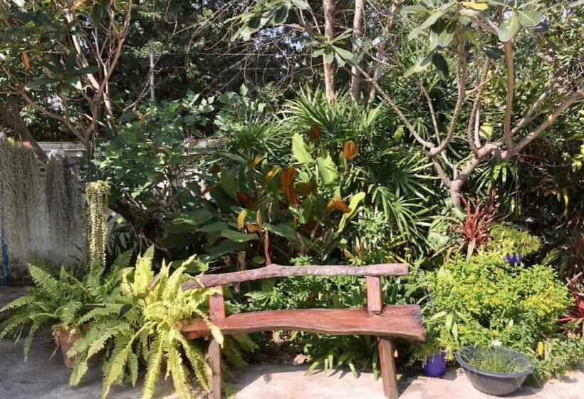 Отель Baan Ing Daan