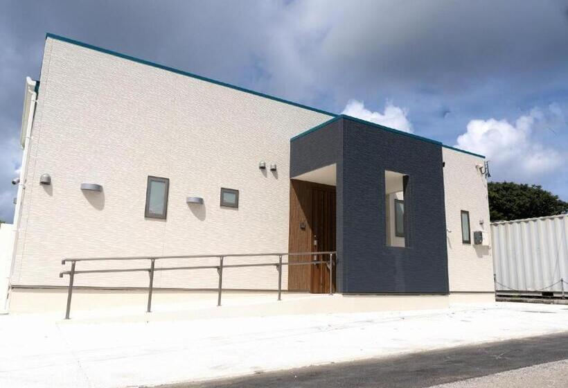 هتل Churaumi Village Pool And Terrace