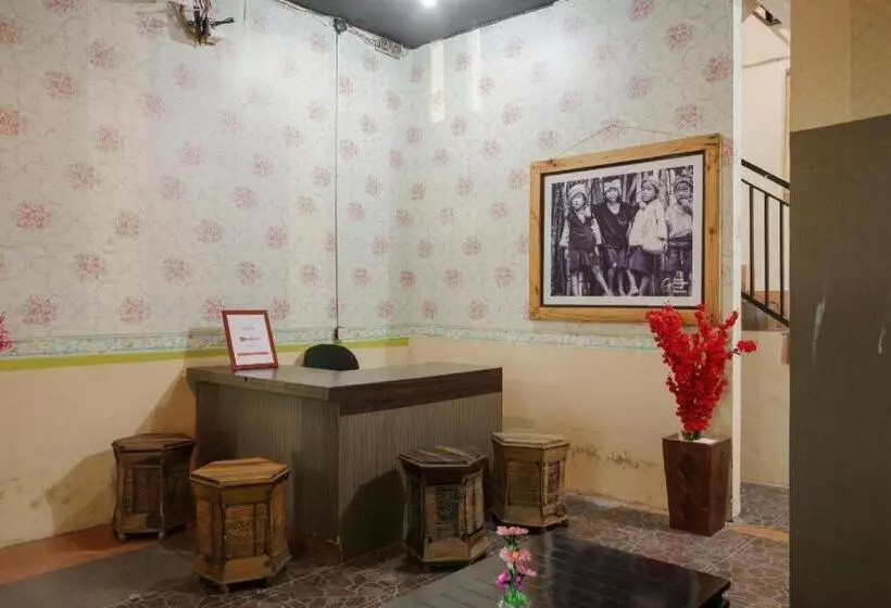 Hotelli Koolkost Near Stasiun Poris Tangerang