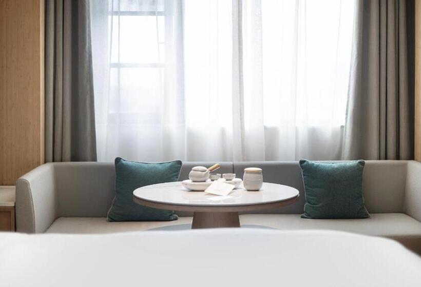 Ji Hotel Wuhan Yellow Crane Tower Shouyi Road