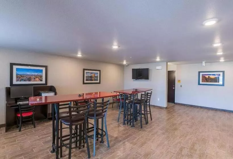 My Place Hotel Colorado Springs