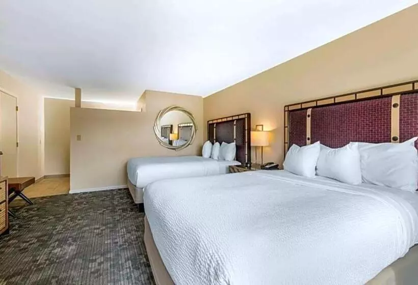 Ogunquit River Inn, Ascend Hotel Collection