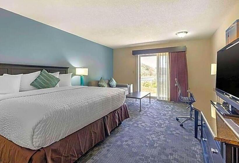 Ogunquit River Inn, Ascend Hotel Collection