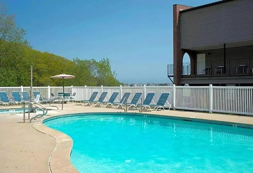 Ogunquit River Inn, Ascend Hotel Collection