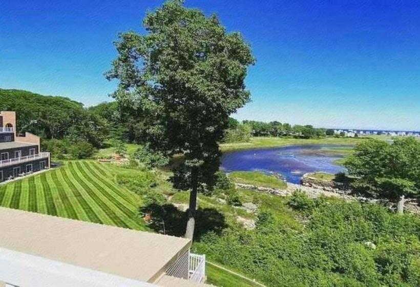 Ogunquit River Inn, Ascend Hotel Collection