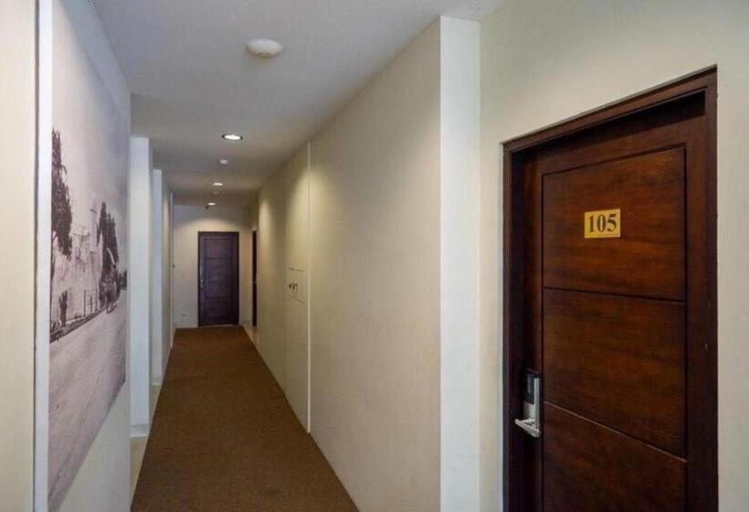 Sans Hotel Nagari Malioboro