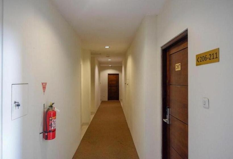 Sans Hotel Nagari Malioboro