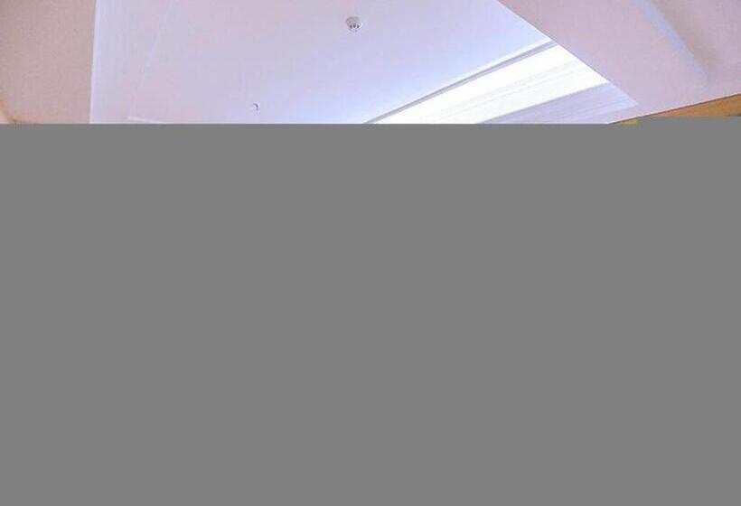 Vienna Hotel Hubei Xiangyang Tang City Gulou