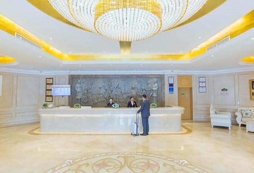 Vienna Hotel Hubei Xiangyang Tang City Gulou